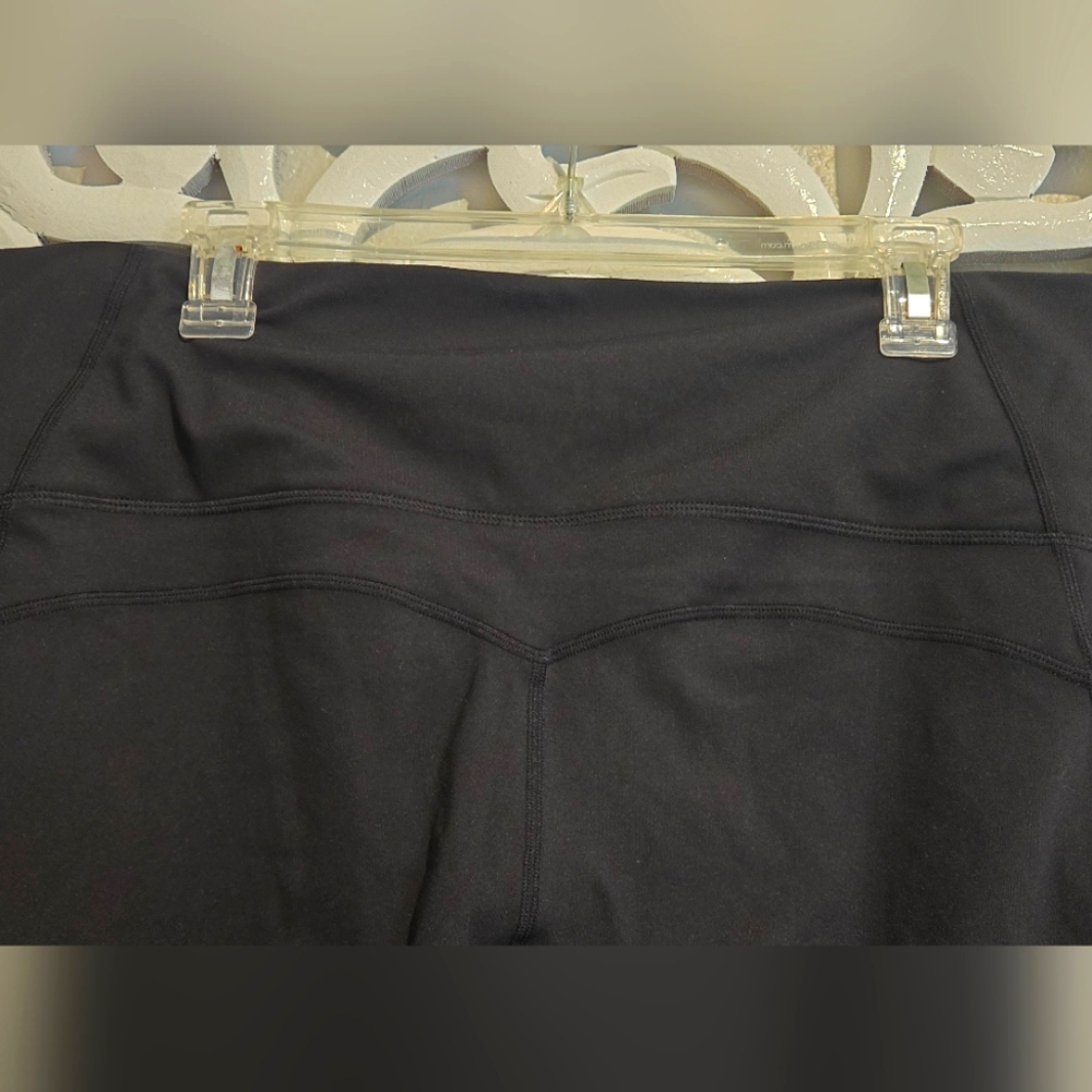 Fabletics PureLuxe Leggings - 2X - Picture 7 of 11